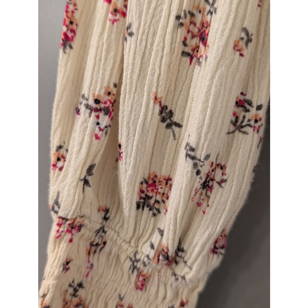 Women's SUGAR + LIP2 Cream Floral Smocked Blouse S - Picture 6 of 8